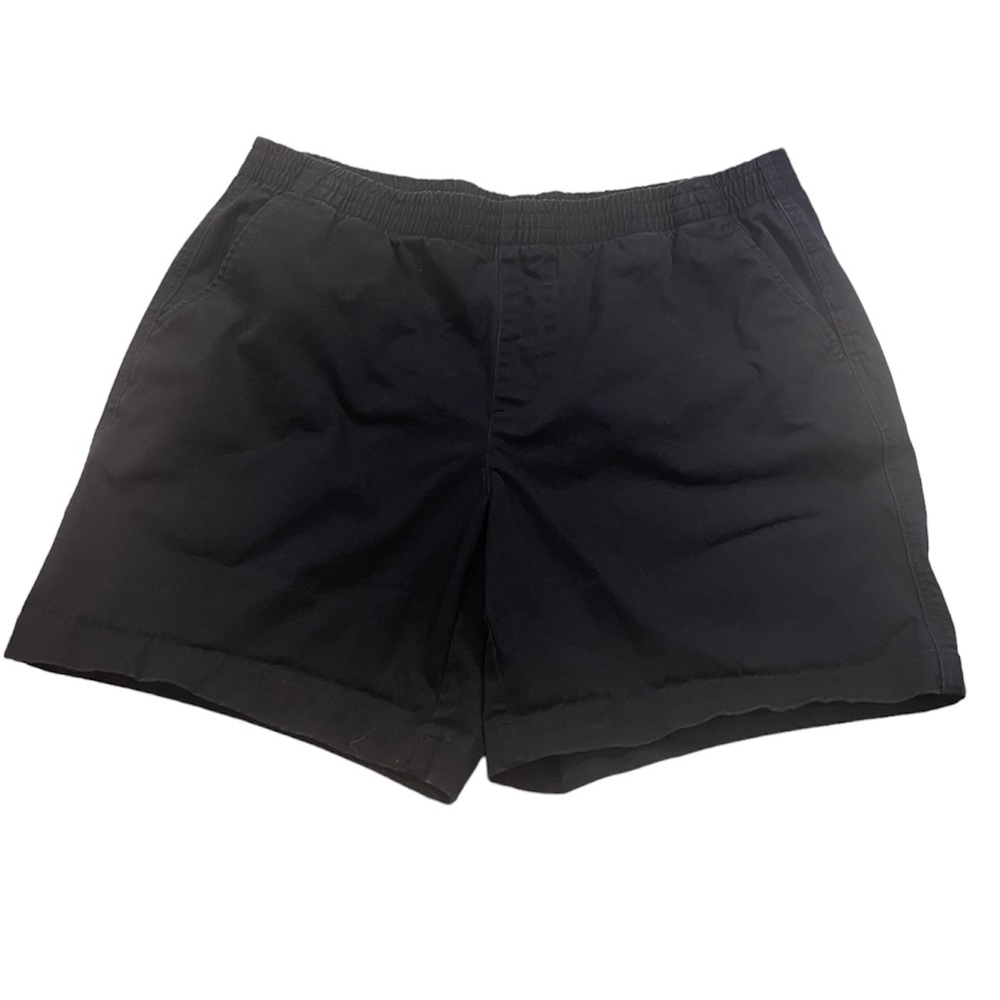 BRAND NEW, NEVER WORN! Lands End Black Mid Rise Short